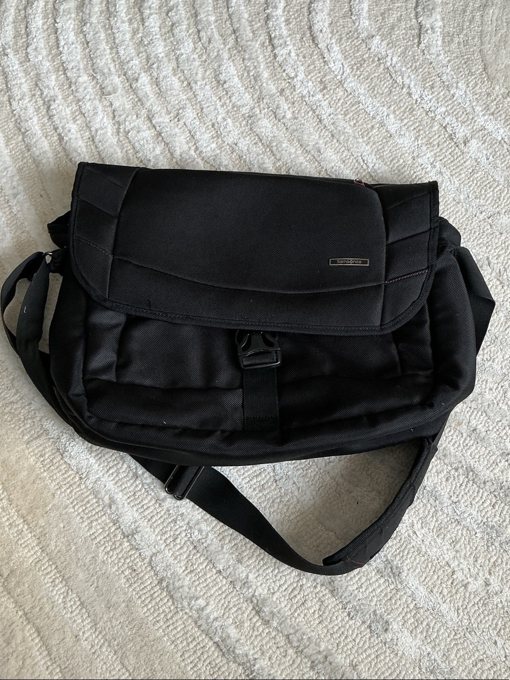 Samsonite Black Nylon Messenger Bag for Men